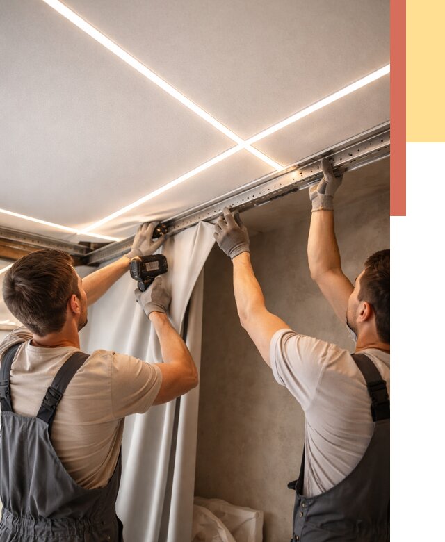 Монтаж натяжного потолка со световыми линиями в Переславле-Залесском от 1245 руб. | ОТДЕЛОЧНИК-Прс