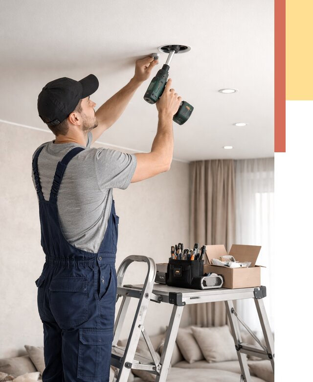 Установка и монтаж точечных светильников в натяжной потолок в Переславле-Залесском от 1868 руб. | ОТДЕЛОЧНИК-Прс